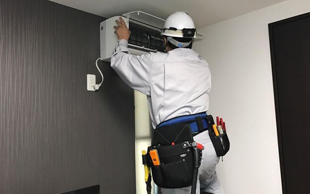 滋賀県栗東市の空調機（エアコン）取り付け工事